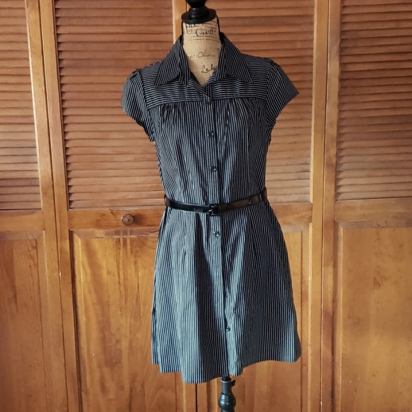 Gently worn Byer black and white belted pinstrip button down XL dress - Picture 1 of 10